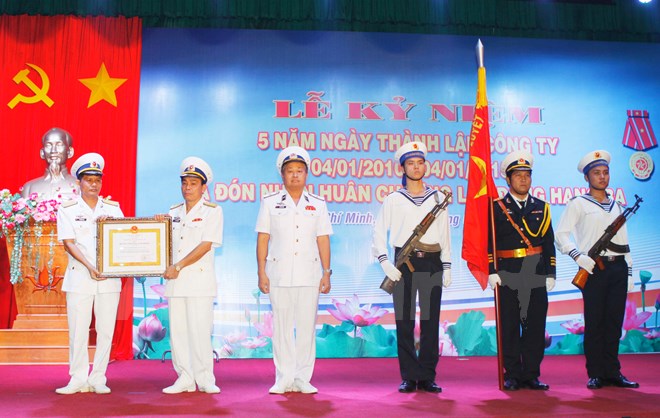 Công ty Cổ phần KVTC nhận Huân chương Lao động hạng 3