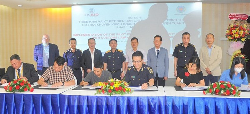 Công ty CP Kho vận Tân Cảng tham gia chương trình Tự Nguyện Tuân Thủ Pháp Luật Hải Quan